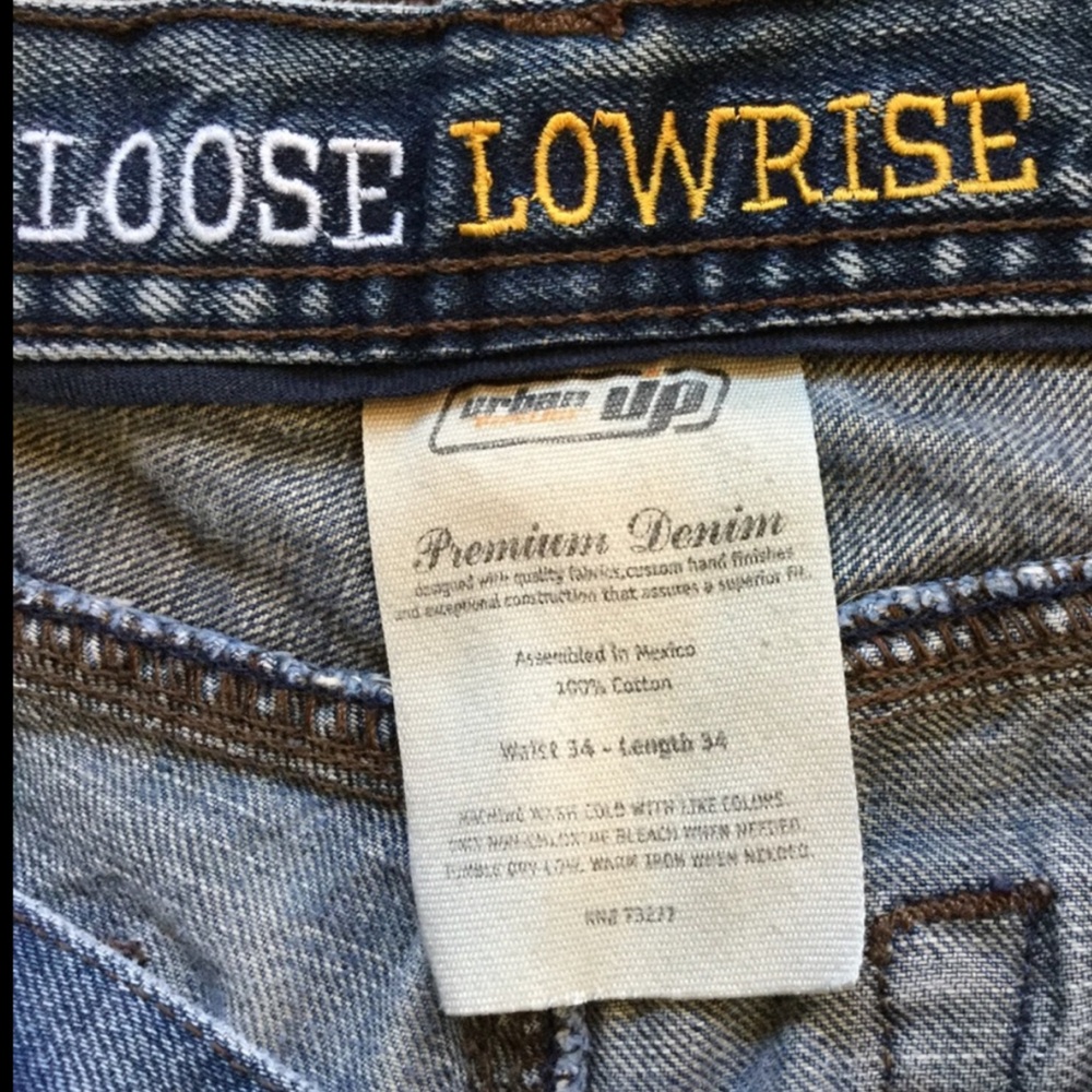 ❣️ Vintage LOOSE LOWRISE FADED Jeans ' UniSex Distessed  34”